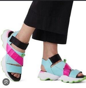 Sorel Kinetic Impact Scalloped Sandals